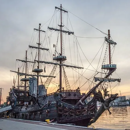 Wrzosowy Apartament, 260m Od Parku Centralnego Appartamento Gdynia