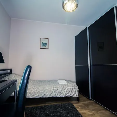 Wrzosowy Apartament, 260m Od Parku Centralnego Gdynia